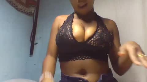 verolla31 online show from December 14, 3:58 pm