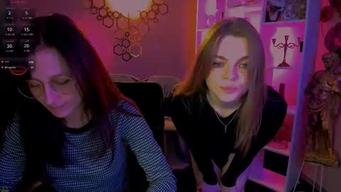 Ronni online show from October 12, 9:28 pm