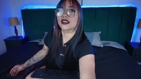 Veronica online show from March 10, 4:46 pm