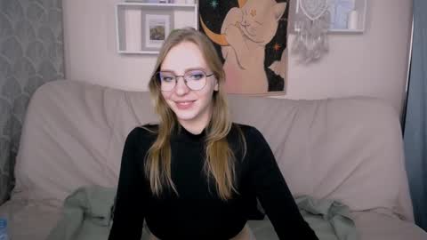 Snapshot of veronicaandersen chatting on February 8, 12:39 pm VERONICA online show from February 8, 12:39 pm