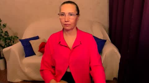 Veronica online show from November 11, 8:06 pm