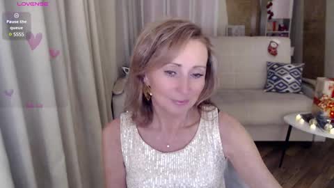 Helen online show from December 18, 4:53 am