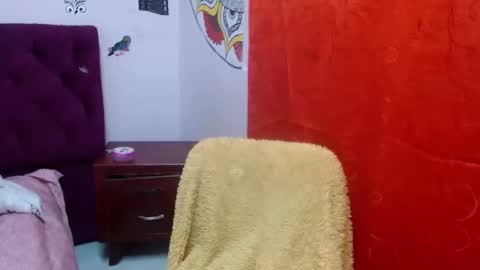 veronicaqueen2 online show from October 19, 4:25 am