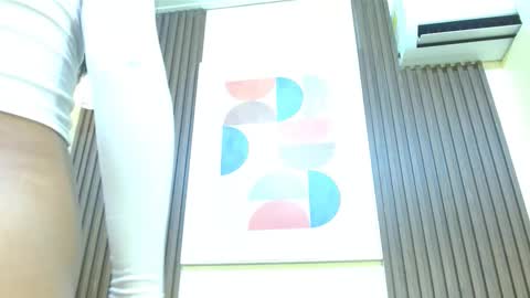 Veronica Robles online show from October 25, 6:59 pm