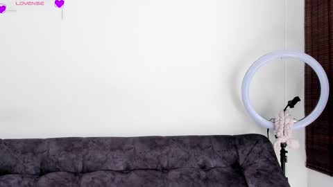 VeronicaTonu online show from October 17, 3:15 pm