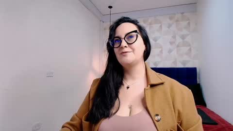 Snapshot of veroniicabbw chatting on December 19, 12:56 pm veroniicabbw online show from December 19, 12:56 pm