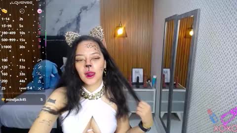 VEROS online show from October 23, 2:50 am