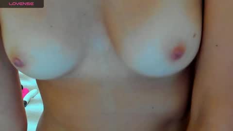 Snapshot of verrasweet4u chatting on October 6, 2:50 am VerraSweet4u online show from October 6, 2:50 am