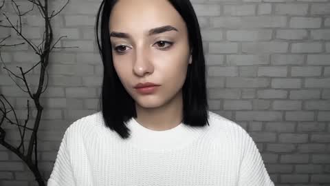 Ana online show from December 2, 8:48 am
