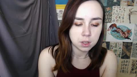 veryveryvery_shy online show from December 17, 6:45 am