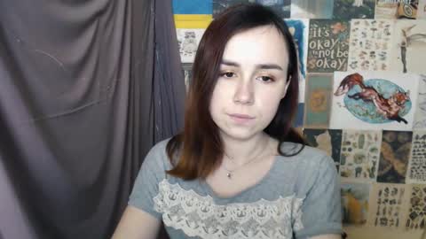veryveryvery_shy online show from December 8, 6:43 am