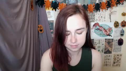 Snapshot of veryveryvery_shy chatting on October 13, 5:32 am veryveryvery_shy online show from October 13, 5:32 am