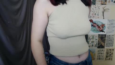 Snapshot of veryveryvery_shy chatting on September 29, 10:42 am veryveryvery_shy online show from September 29, 10:42 am