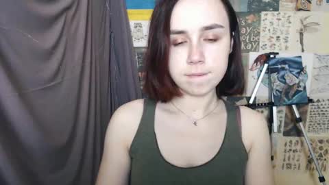 veryveryvery_shy online show from January 13, 6:06 am