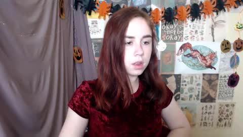 Snapshot of veryveryvery_shy chatting on October 29, 8:29 am veryveryvery_shy online show from October 29, 8:29 am