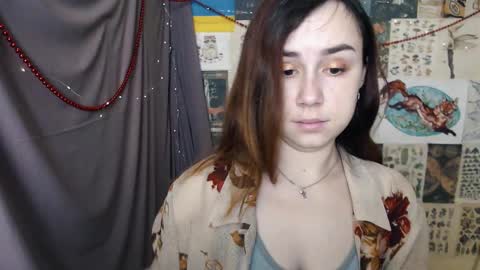 veryveryvery_shy online show from December 21, 6:52 am