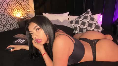 Sthefanny online show from December 18, 11:59 am