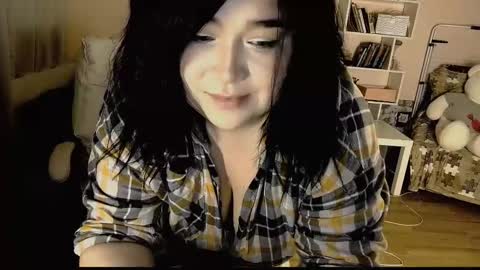 Snapshot of vi__vixen chatting on February 13, 12:13 am Vi Vixen online show from February 13, 12:13 am