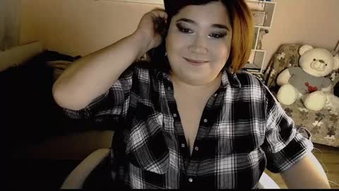 Snapshot of vi__vixen chatting on December 14, 10:18 pm Vi Vixen online show from December 14, 10:18 pm
