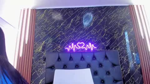 Vichy  Everyday From 1400 to 2130 Col Time online show from October 6, 7:29 pm