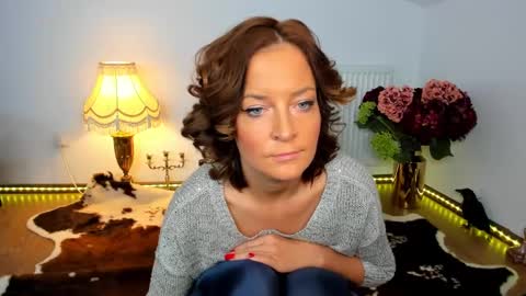 ViciousQueenu can call me Laura online show from January 30, 5:52 am