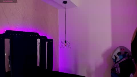 Snapshot of vick_daves chatting on October 2, 11:37 am vick_daves online show from October 2, 11:37 am