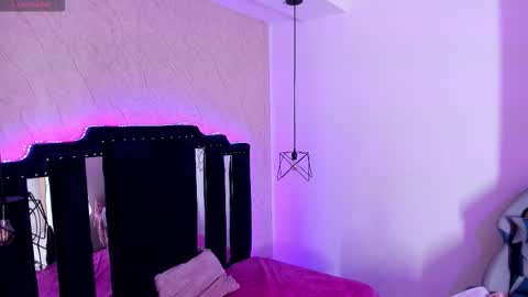 Snapshot of vick_daves chatting on October 1, 11:26 am vick_daves online show from October 1, 11:26 am