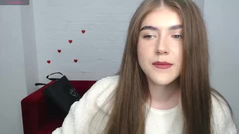 Snapshot of victiriadax chatting on October 6, 11:27 am Victoria online show from October 6, 11:27 am