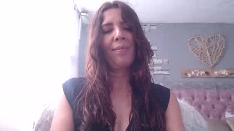 Hi guys   Im victoria  Be the one who can control me in PVT online show from December 4, 2:15 pm