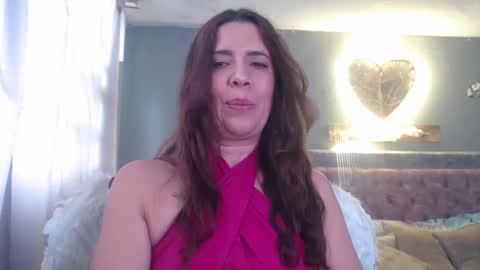 Hi guys   Im victoria  Be the one who can control me in PVT online show from December 12, 9:48 pm