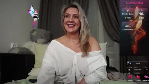 victoria50 online show from September 13, 6:49 pm