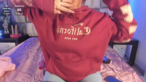 Victoria online show from December 4, 1:02 pm