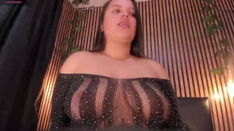 Snapshot of victoria__ponce chatting on March 6, 10:26 pm victorira online show from March 6, 10:26 pm