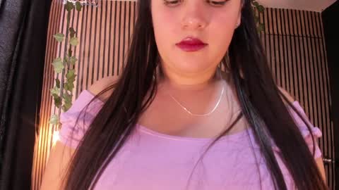 Snapshot of victoria__ponce chatting on January 15, 7:55 pm victorira online show from January 15, 7:55 pm
