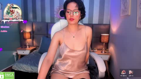 Victoria online show from December 29, 1:49 pm