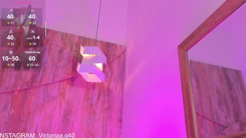 Snapshot of victoria_giraldo chatting on October 5, 8:03 pm victoria_giraldo online show from October 5, 8:03 pm