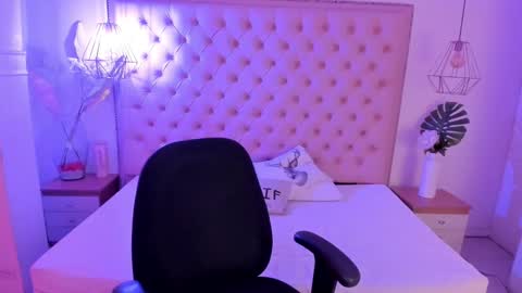 victoria_kitt online show from October 14, 10:23 pm