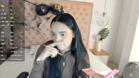 victoria_kitt online show from October 20, 2:53 pm