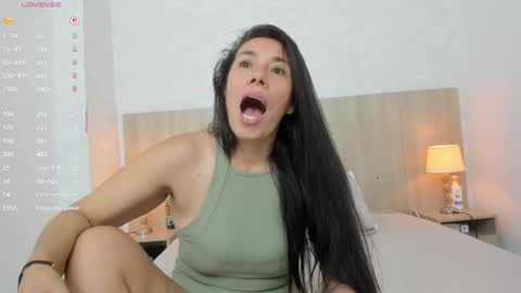 Snapshot of victoria_pachon chatting on September 18, 7:56 pm victoria_pachon online show from September 18, 7:56 pm