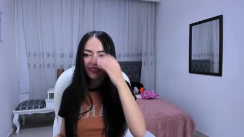 victoria_piercee online show from December 22, 2:04 am