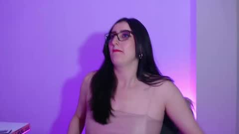 Snapshot of victoria_riider chatting on February 7, 8:31 pm Victoria online show from February 7, 8:31 pm