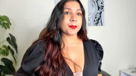 VICTORIA  online show from February 2, 12:37 pm