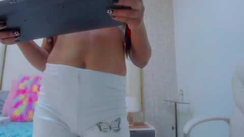 Victoria Sofia online show from December 4, 3:15 am