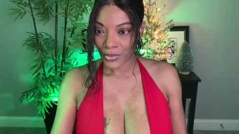 Snapshot of victoriagoldman chatting on December 23, 5:11 pm Victoria online show from December 23, 5:11 pm