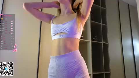 victoriahouston online show from October 21, 8:07 am