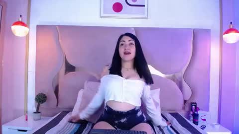 VICTORIA JOHNS online show from February 22, 12:19 pm