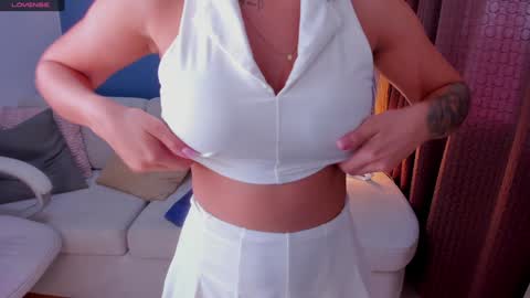 Victoria online show from January 10, 10:15 pm