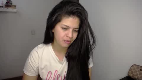 victorialg online show from January 6, 9:07 pm