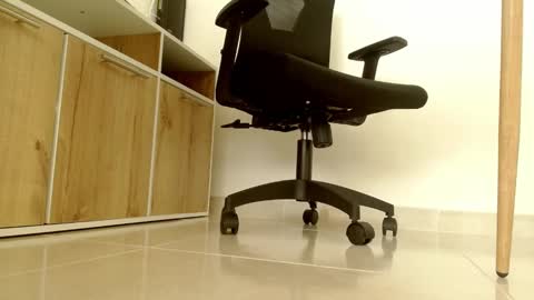 Snapshot of victoriarobertss chatting on September 29, 4:56 pm Victoria online show from September 29, 4:56 pm