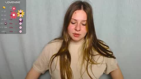 victoriassecrets_ online show from September 25, 4:17 pm